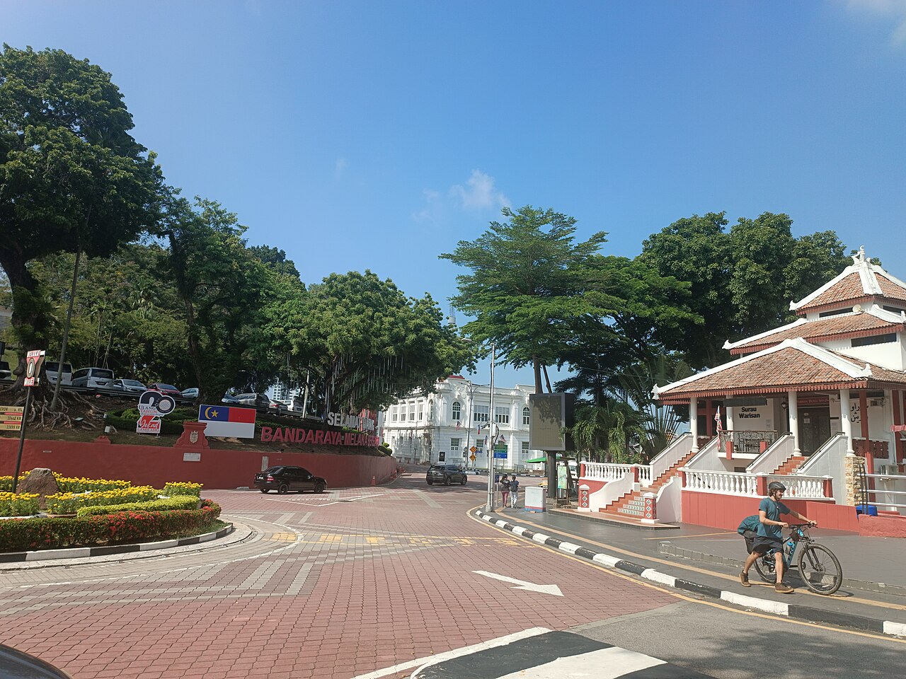 Melaka (Malacca) Travel Guide: Heritage, Culture and Street Food (2026) — Dutch Square and Jalan Laksamana roundabout, Melaka (230824)