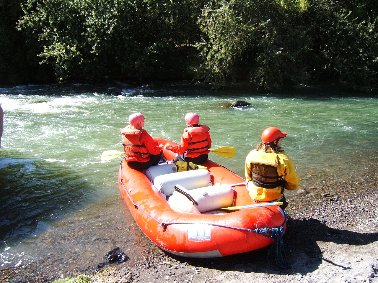 White Water Rafting in Malaysia: Best Rivers and Complete Adventure Guide — Rafting Arequipa 2007 02