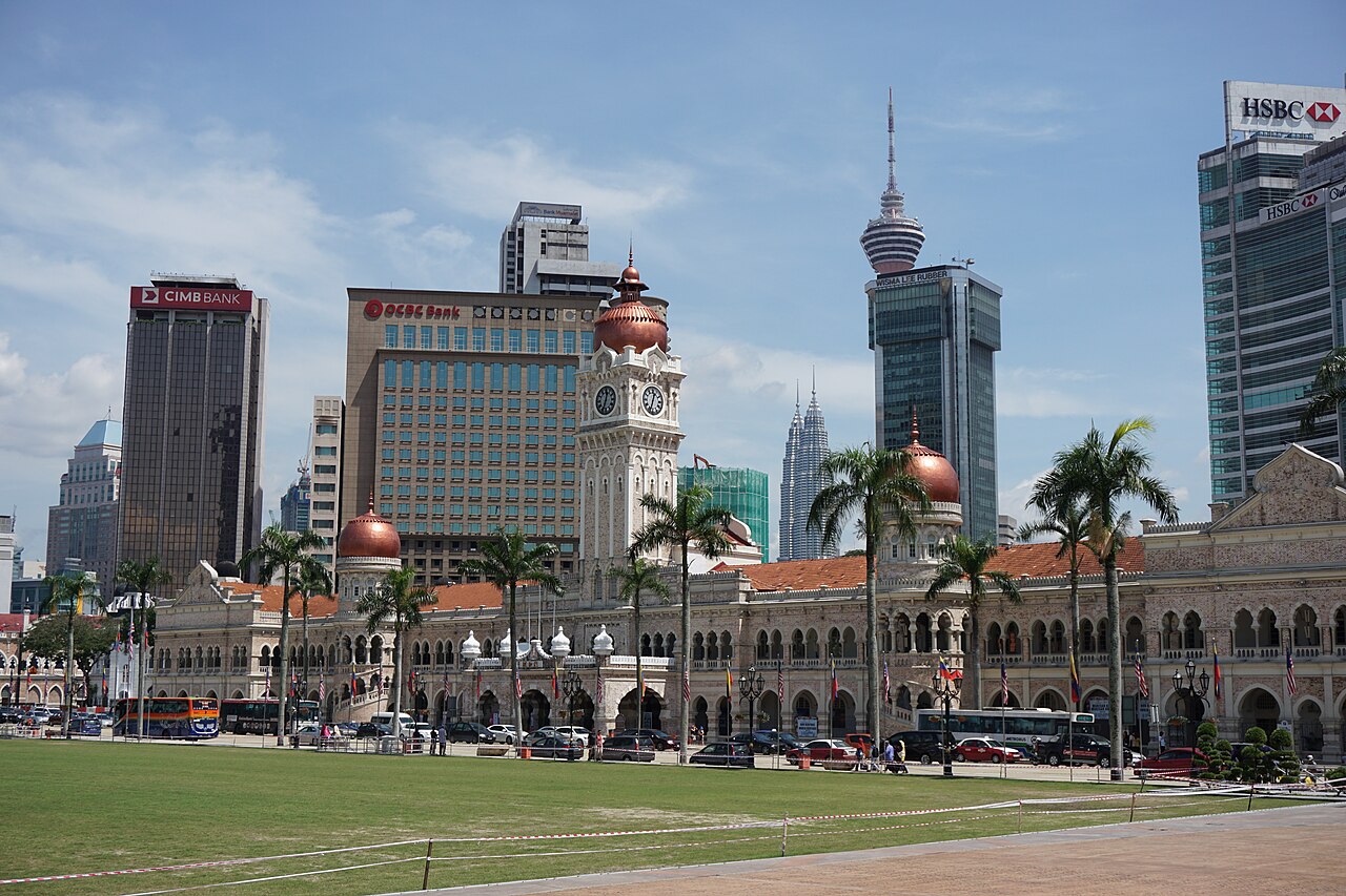 Sultan Abdul Samad Building on Merdeka Square with the KL skyline behind
